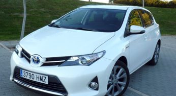 Toyota Auris Hybrid Active: Distinción ecológica