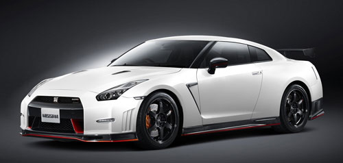 Nissan GT-R Nismo (frontal)