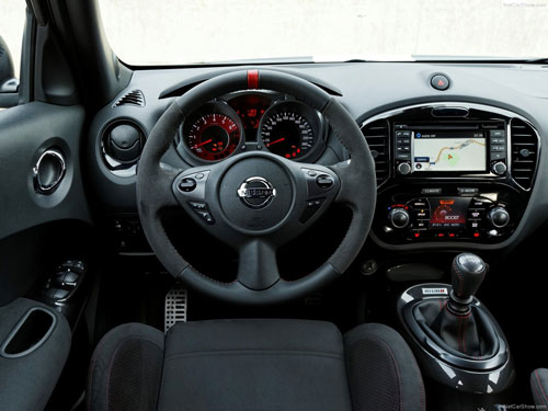 Nissan Juke Nismo (interior)