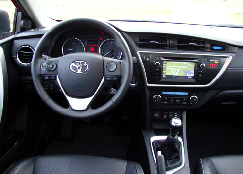 Toyota Auris (interior)