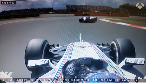 Bottas-acosando-a-su-compañero-Massa,-cuando-ambos-lideraban-la-carrera