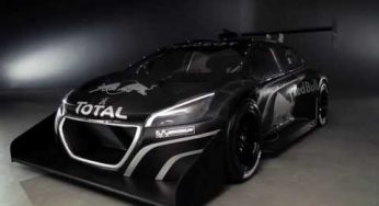 Sébastien Loeb, a ganar en Pikes Peak con el Peugeot 208 T16