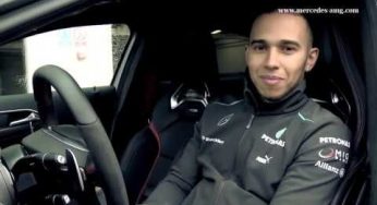 Lewis Hamilton prueba el Mercedes-Benz A 45 AMG