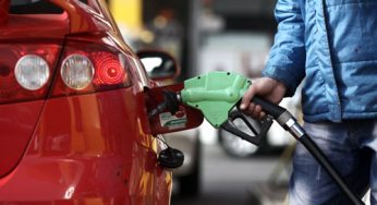 Cierra siempre el coche al ir a pagar en una gasolinera