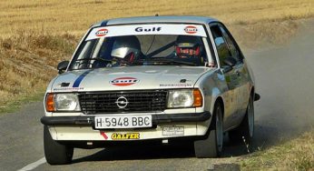 El nuevo equipo Gulf debuta con victoria en el Clásicos de Velocidad en Asfalto