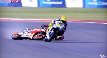 MotoGP. El veterano Rossi vence al fogoso Márquez