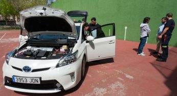 Toyota España da a conocer los híbridos a equipos de emergencias