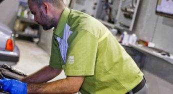 Los conductores dejamos de llevar el coche al taller con el paso de los años