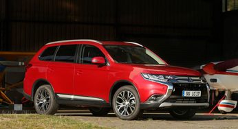 Mitsubishi lanza el Outlander de gasolina con 7 plazas desde 28.900 euros