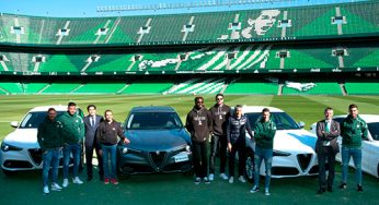 Alfa Romeo entrega sus nuevos vehículos a los jugadores del Real Betis