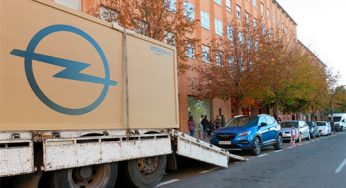 Opel entrega el primer Grandland X comprado a través de Amazon
