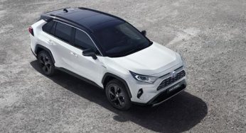El nuevo Toyota RAV4 inicia su lanzamiento desde 35.100 euros o 300 euros al mes