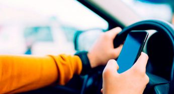 El adelanto de las elecciones deja en suspenso las medidas penalizadoras contra los conductores que ‘wasapean’ al volante o no usan el cinturón