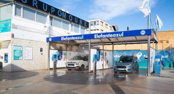 ¿Sabías que limpiar un coche en un centro de lavado consume entre 50 y 60 l y si lo haces en casa puede alcanzar los 400 l?