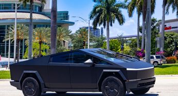 Tesla Cybertruck: El Gigante de acero que se oxida en el camino del futuro (I)