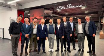 Espacio Momentum reúne las 11 marcas de Stellantis en un innovador centro automovilístico