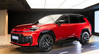 Toyota lanza el RAV4 2026 con hasta 100 km de autonomía eléctrica y pedidos ya abiertos
